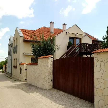 Avar Vendeghaz Pensionat